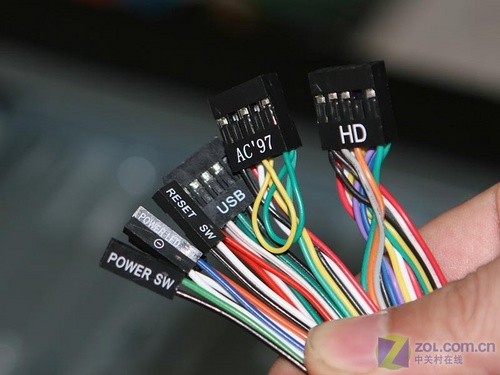 USB线和音频接口的连接技巧 全福编程网