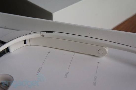 外媒评谷歌眼镜 目前开发价值远大于应用价值