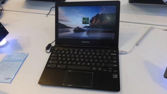 三星Chromebook 2上手 塑料部分做一般