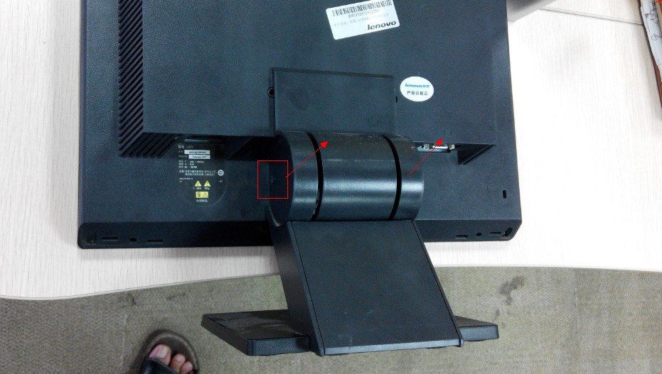 L197显示器支架拆装 全福编程网